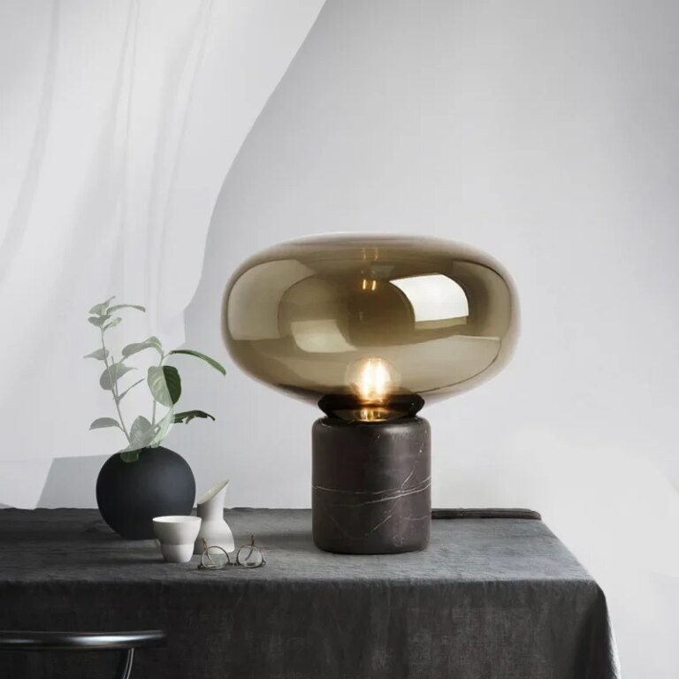 Lampe champignon nordique en marbre