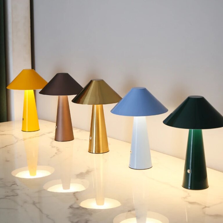 Lampe champignon nordique tactile