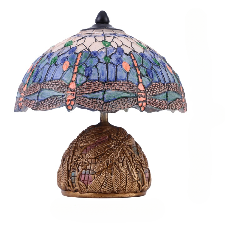 Lampe champignon façon Gallé de style bohème en résine sur fond blanc