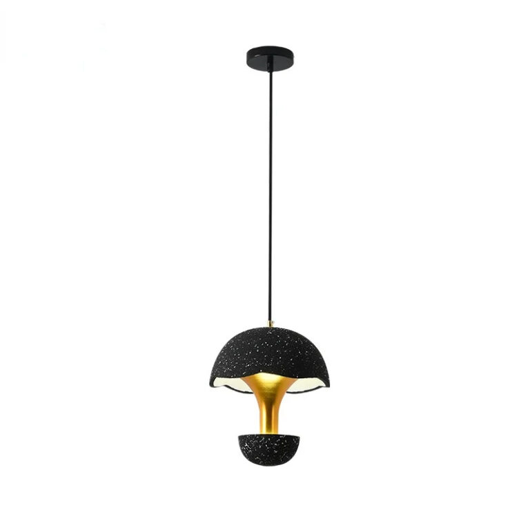Lampe champignon LED suspendue au design industriel sur fond blanc