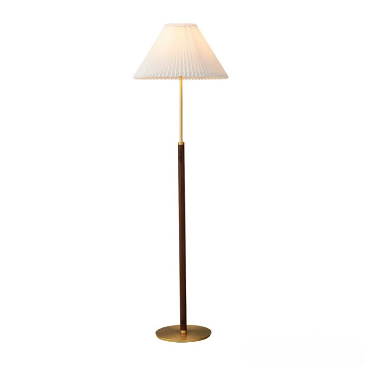 Lampe champignon de luxe style américain sur fond blanc