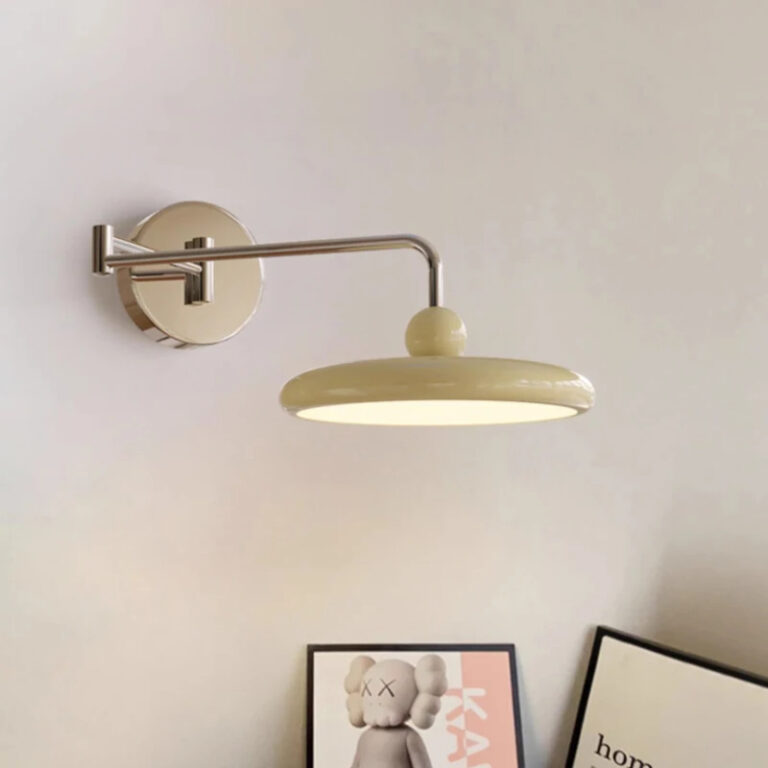 Lampe champignon murale beige ajustable sur fond gris