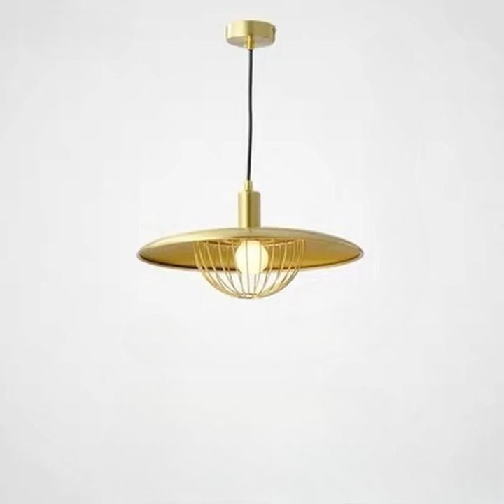 Lampe champignon suspendue au design créatif sur fond gris
